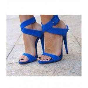 Босоножки на каблуке синие