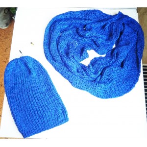 Шапка и шарф синие электрик